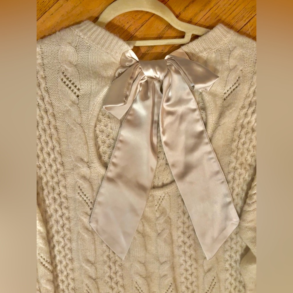 Express Cream Tie-In-Back Knit Sweater - XL - Picture 12 of 15
